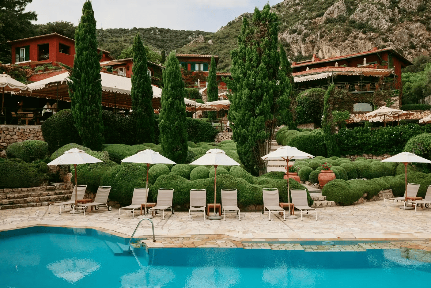 pellicano hotels lhe 2.png